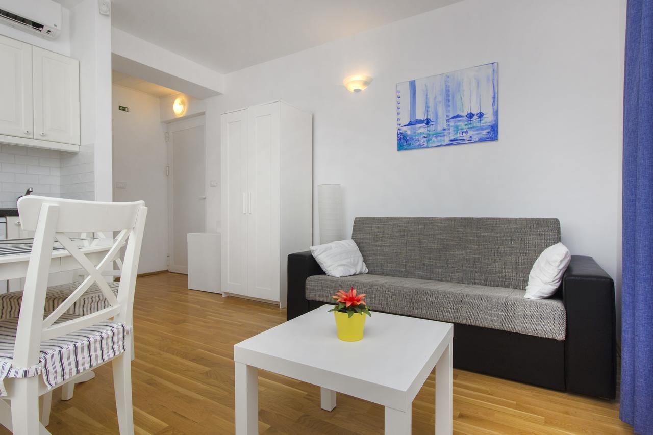 Apartments Villa Tribunj Трибунь Экстерьер фото